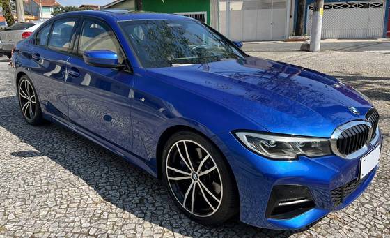 BMW 330i 2.0 16V TURBO GASOLINA SPORT AUTOMÁTICO